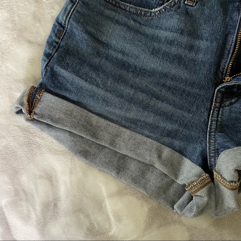 J. Crew High-Rise Jean Shorts Size 27 - Picture 5 of 10